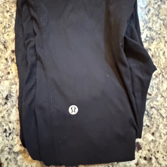 Lululemon Dance Studio mid -rise full length joggers - Picture 4 of 4